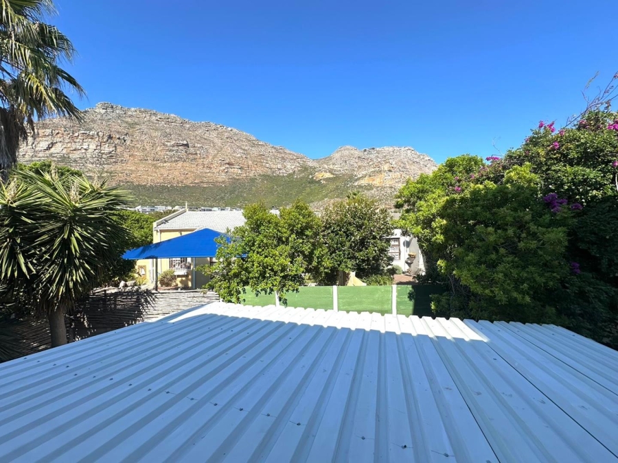To Let 1 Bedroom Property for Rent in Lakeside Western Cape